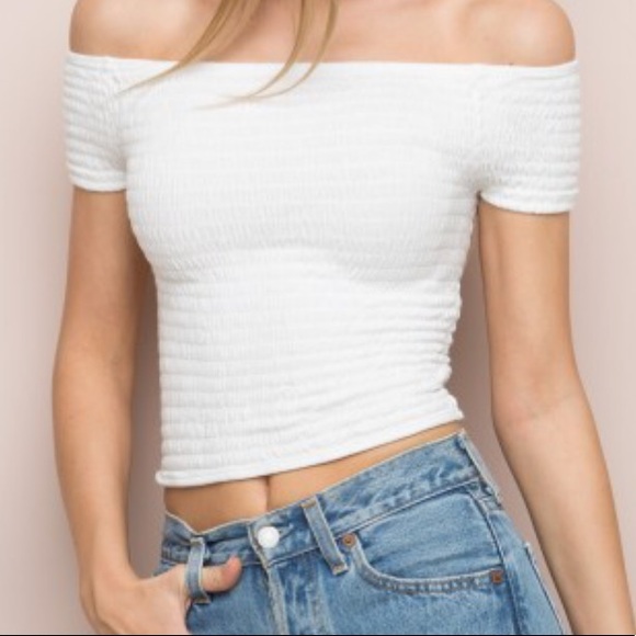 Brandy Melville Tops - brandy melville white t-shirt